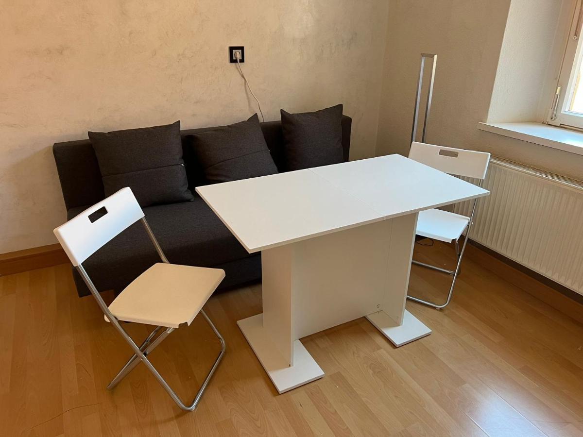 Privatzimmer Im Herzen Von อิปโฮเฟิน ภายนอก รูปภาพ