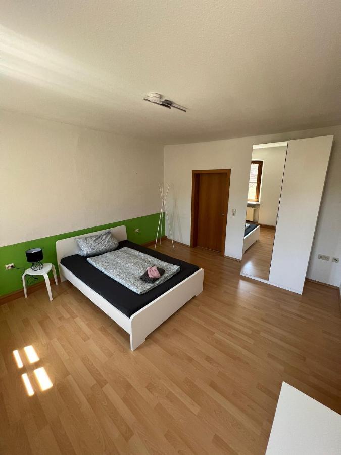 Privatzimmer Im Herzen Von อิปโฮเฟิน ภายนอก รูปภาพ