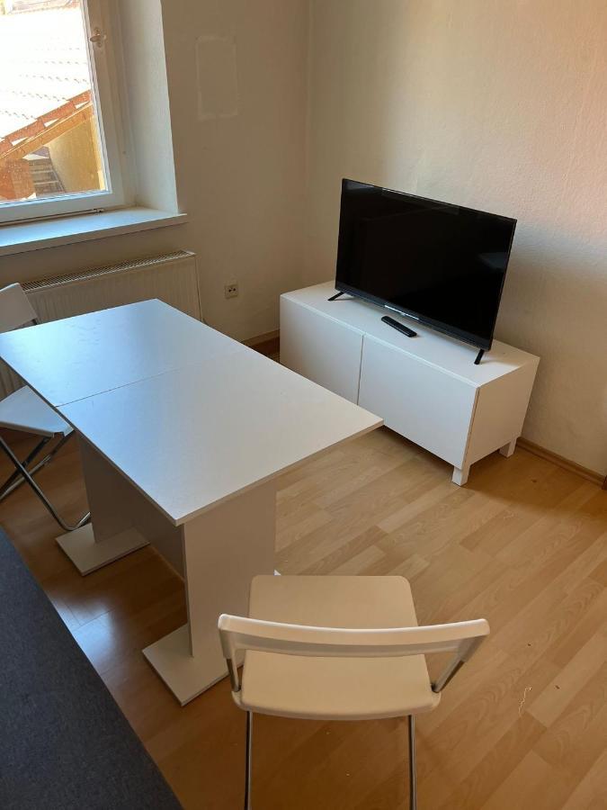 Privatzimmer Im Herzen Von อิปโฮเฟิน ภายนอก รูปภาพ