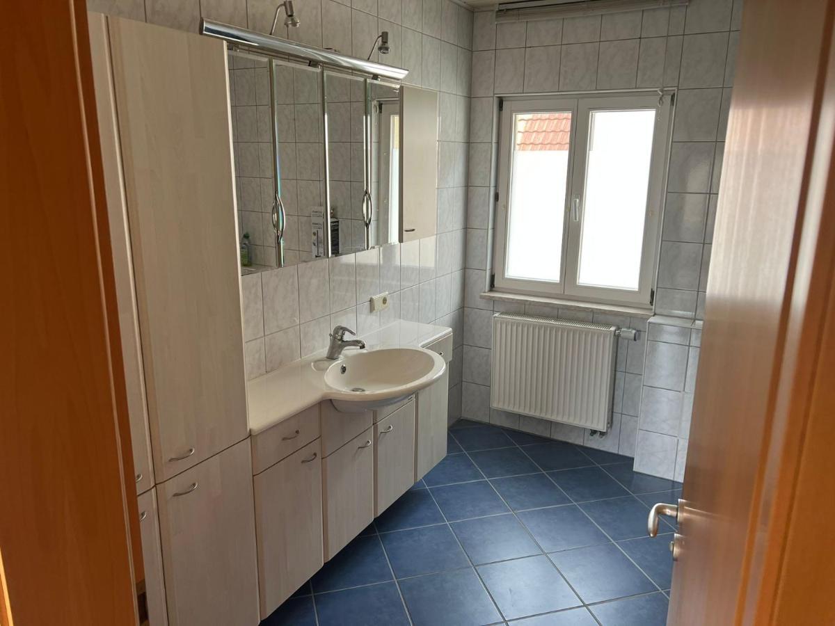 Privatzimmer Im Herzen Von อิปโฮเฟิน ภายนอก รูปภาพ