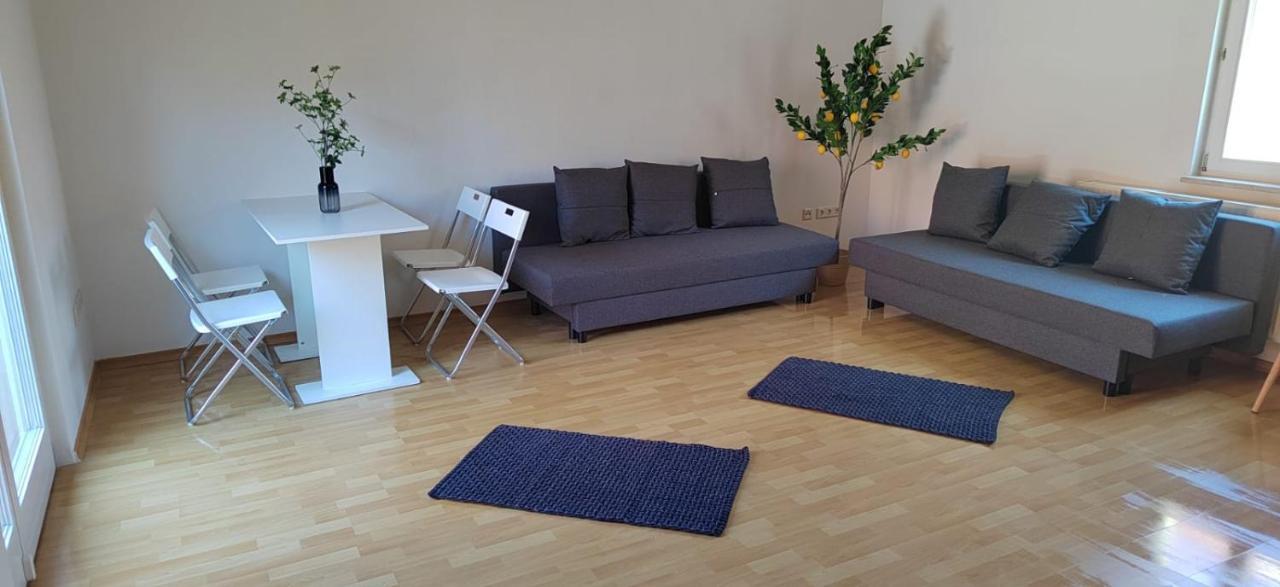 Privatzimmer Im Herzen Von อิปโฮเฟิน ภายนอก รูปภาพ